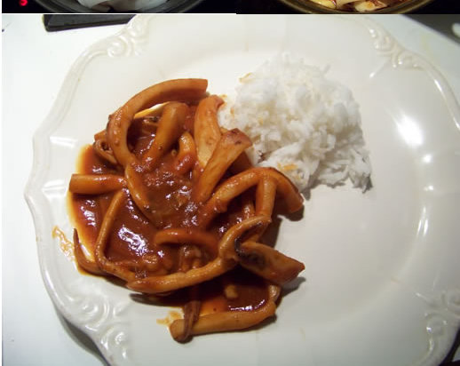 calamars à la tomate