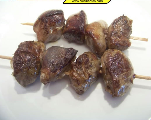 brochettes de foies de volaille en voilette