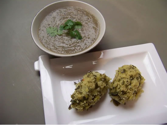 kouirettes – boulettes de semoule aux herbes