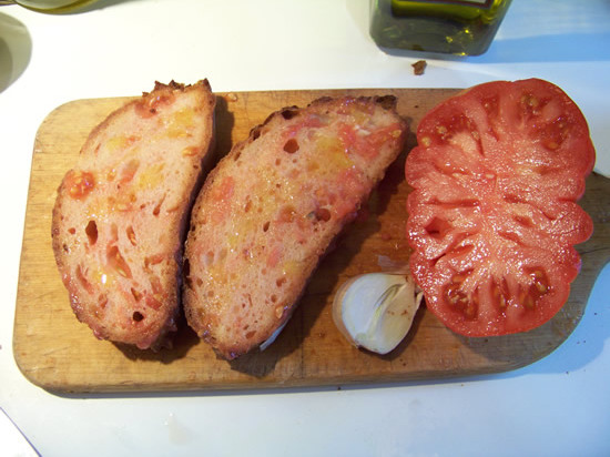 pan con tomate