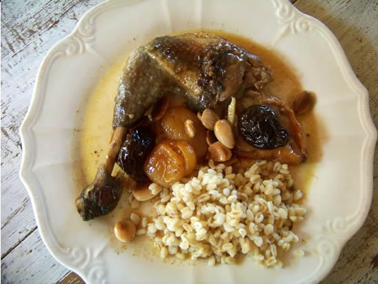 tajine de pintade aux abricots et fruits secs