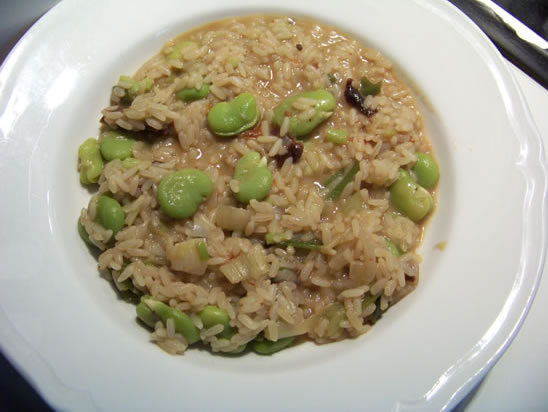 risotto aux fèves fraîches et aux tomates séchées
