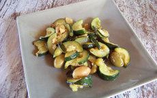 recette de salade de courgettes aux olives