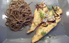 recette de Filets de poisson dorés à l’ail, piment ,coriandre et citron vert