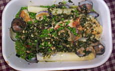 recette de merlu aux palourdes, asperges et petits pois