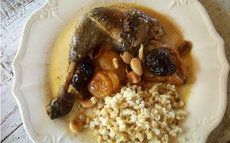 recette de tajine de pintade aux abricots et fruits secs