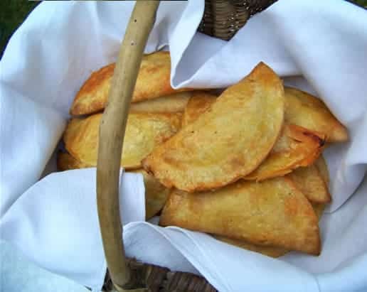 cocas à la soubressade