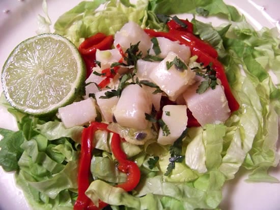 ceviche aux agrumes et fruits de la passion