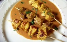 brochettes de poulet sauce aux cacahuètes