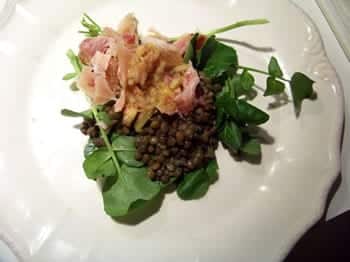 salade de lentilles aux pieds de porc et roquette