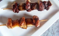 brochettes de poulet et poireau sauce yakitori