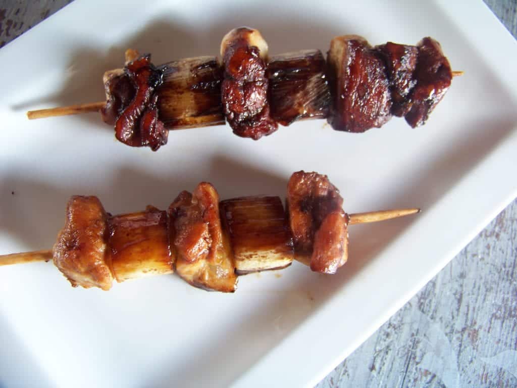 brochettes de poulet et poireau sauce yakitori