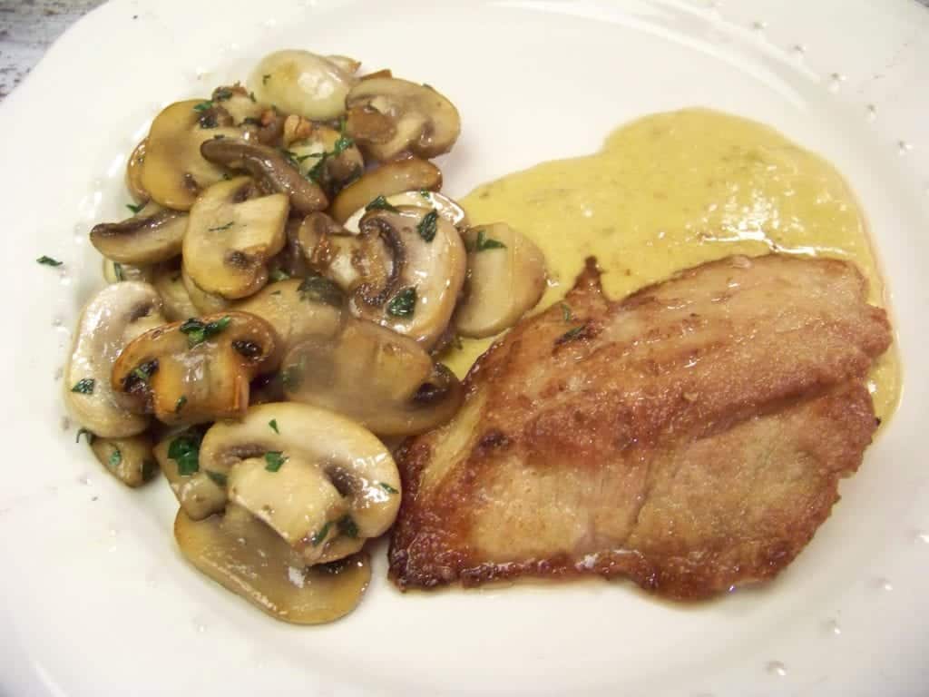 escalope sauce aigre-douce au citron confit