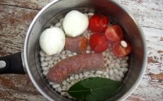 Haricots mi-secs au chorizo