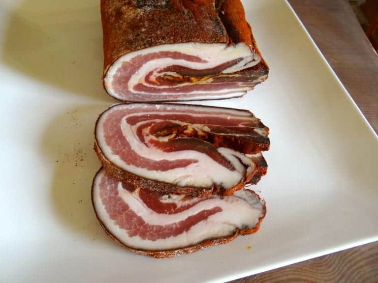 Ventrêche maison (pancetta en Italie ou ventresca en Espagne)
